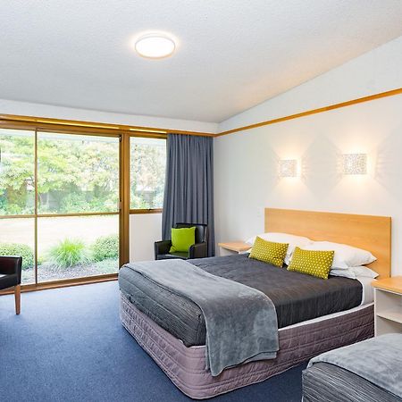 The Redwood Hotel Christchurch Buitenkant foto